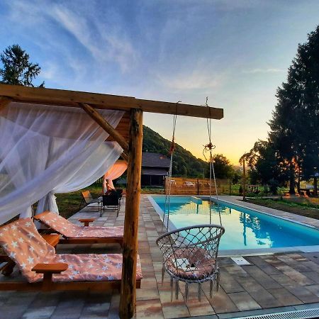 Vacation House Studenac Біхач Екстер'єр фото