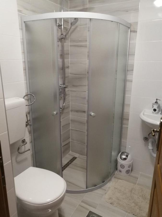 Vacation House Studenac Біхач Екстер'єр фото