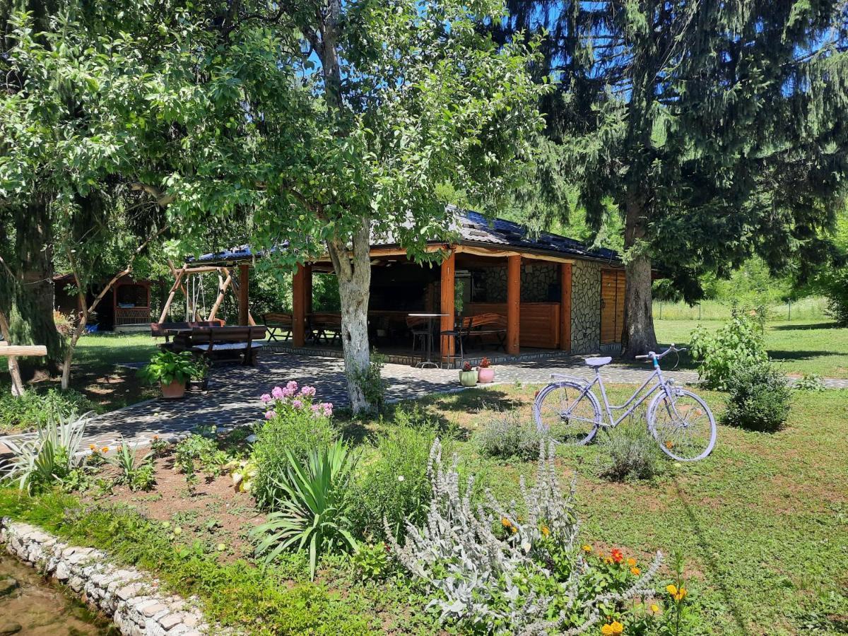Vacation House Studenac Біхач Екстер'єр фото