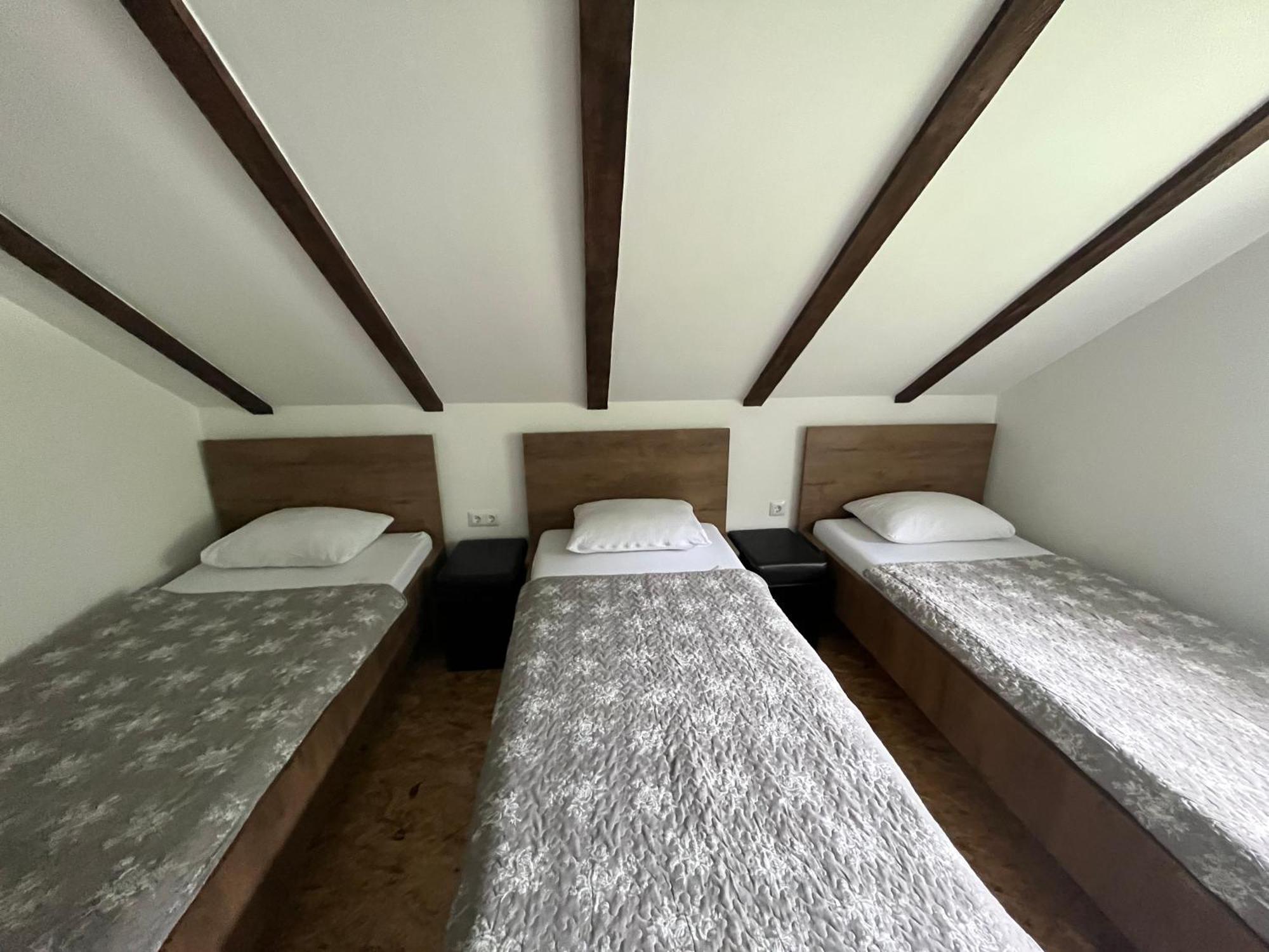 Vacation House Studenac Біхач Екстер'єр фото